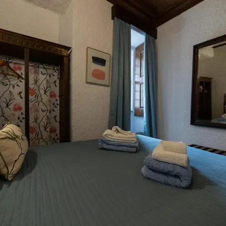 Holiday home Casa D'avo Na *